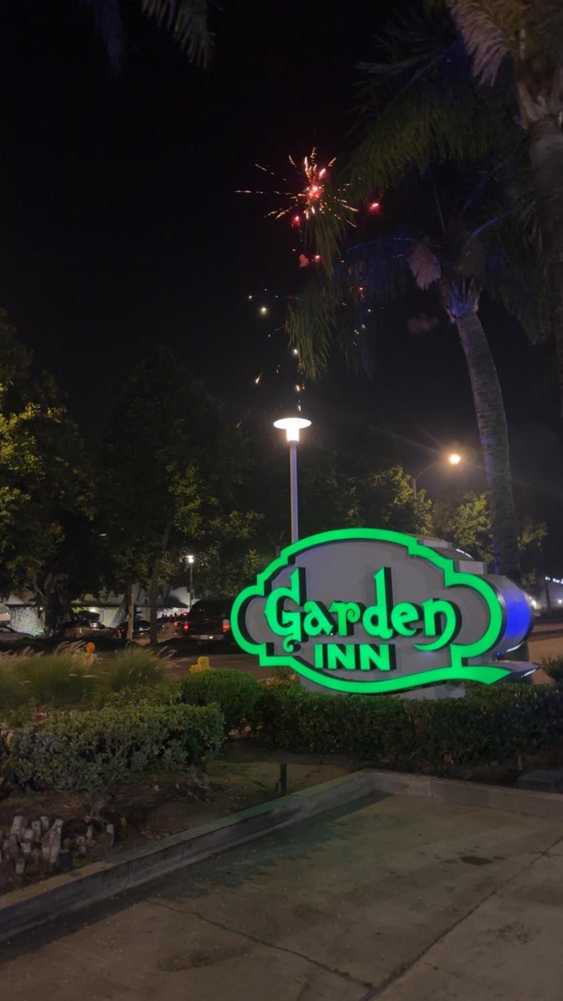 Garden Inn Сан Габриел Екстериор снимка