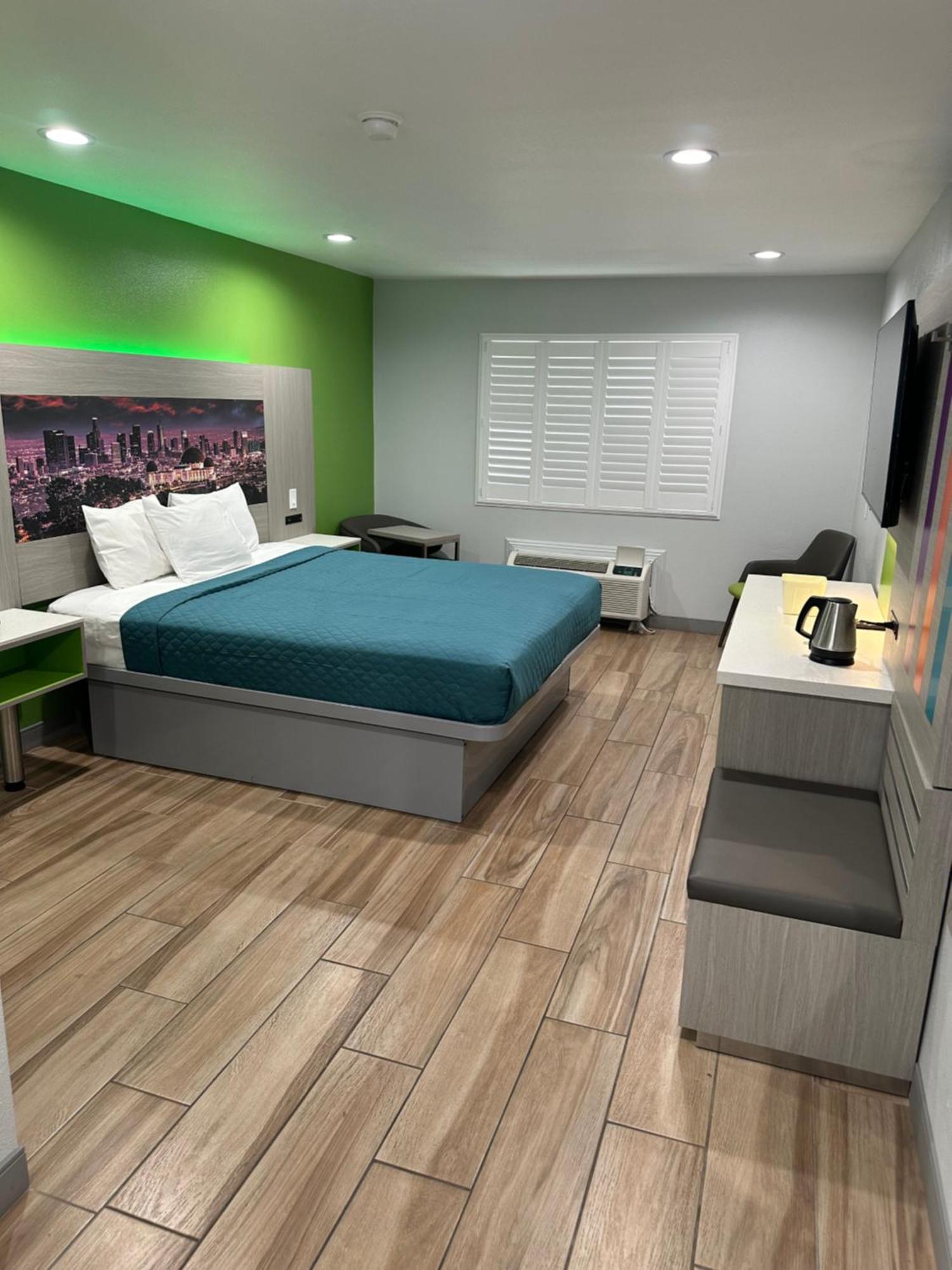 Garden Inn Сан Габриел Екстериор снимка