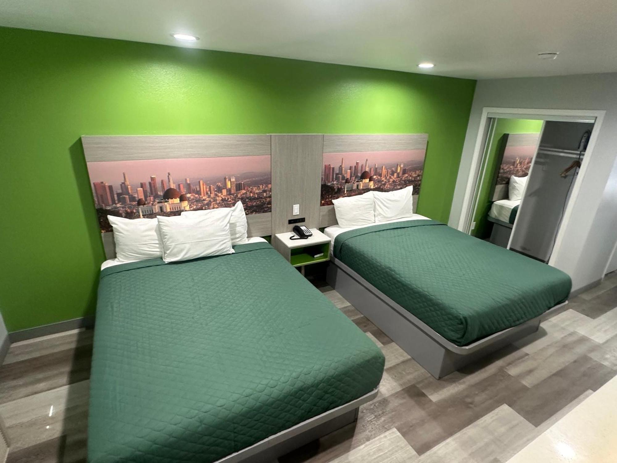 Garden Inn Сан Габриел Екстериор снимка