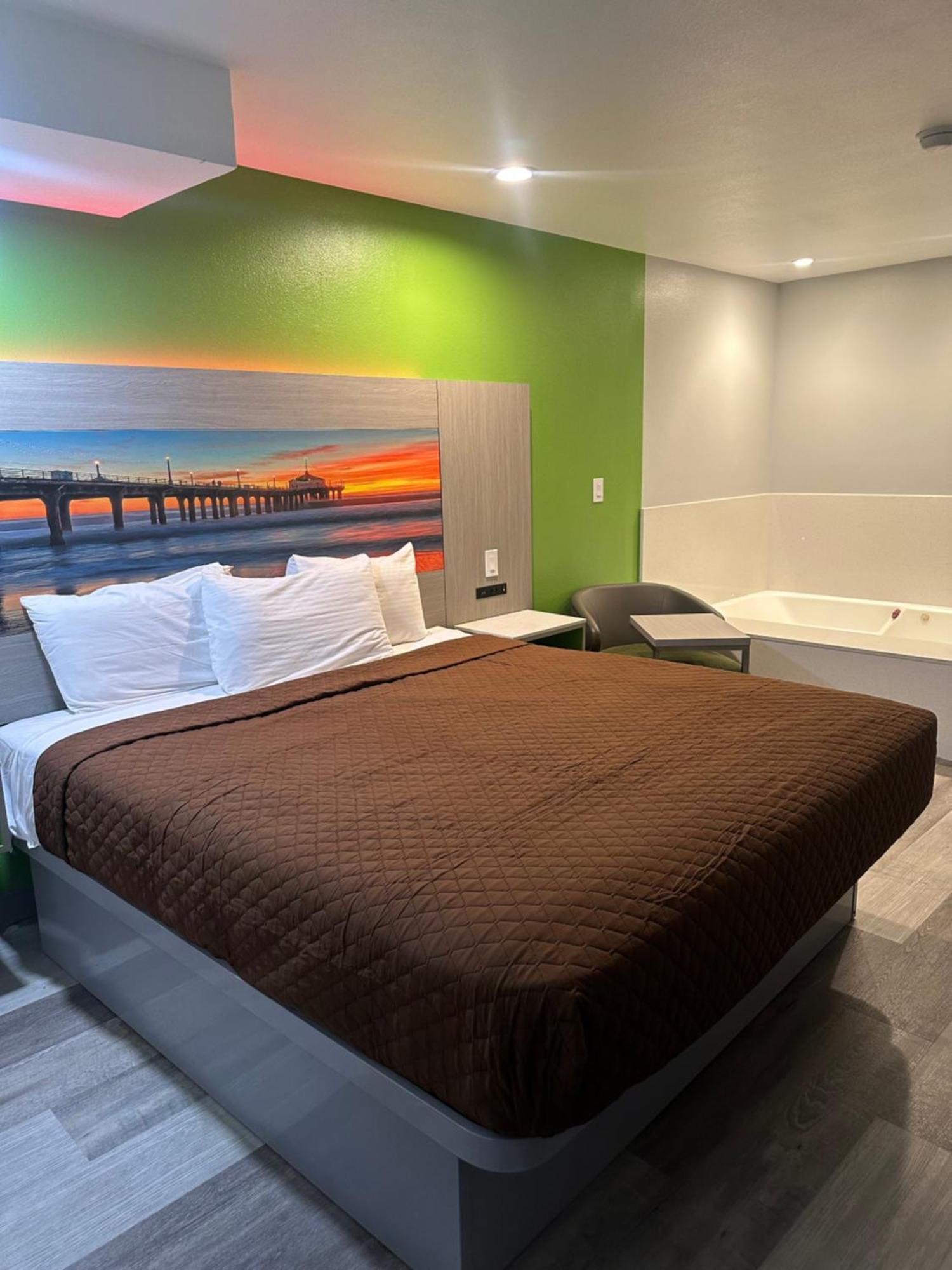 Garden Inn Сан Габриел Екстериор снимка
