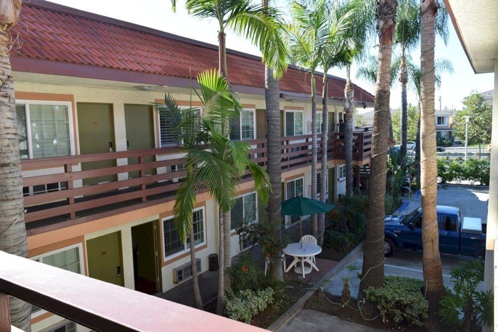 Garden Inn Сан Габриел Екстериор снимка