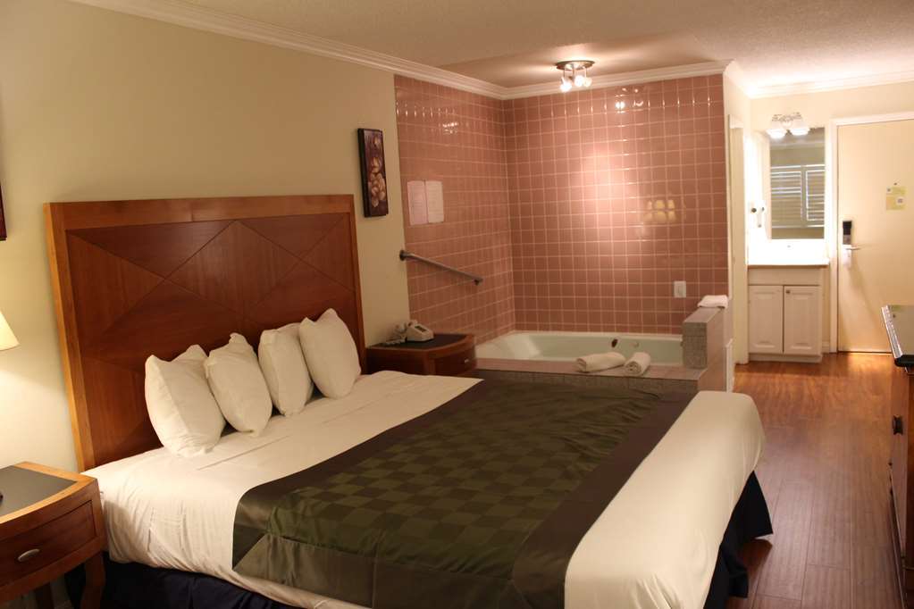 Garden Inn Сан Габриел Стая снимка